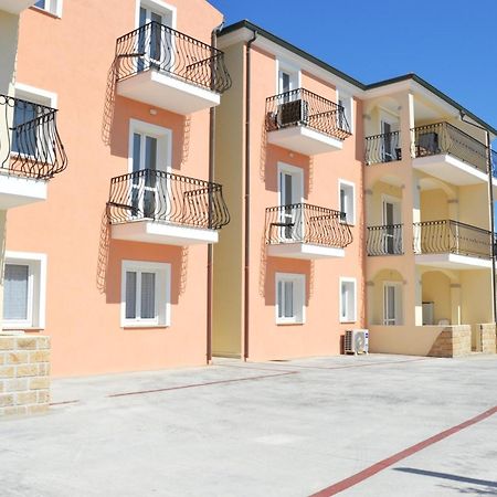 Апартаменты Affitti Moderni La Maddalena - Mada04 Экстерьер фото