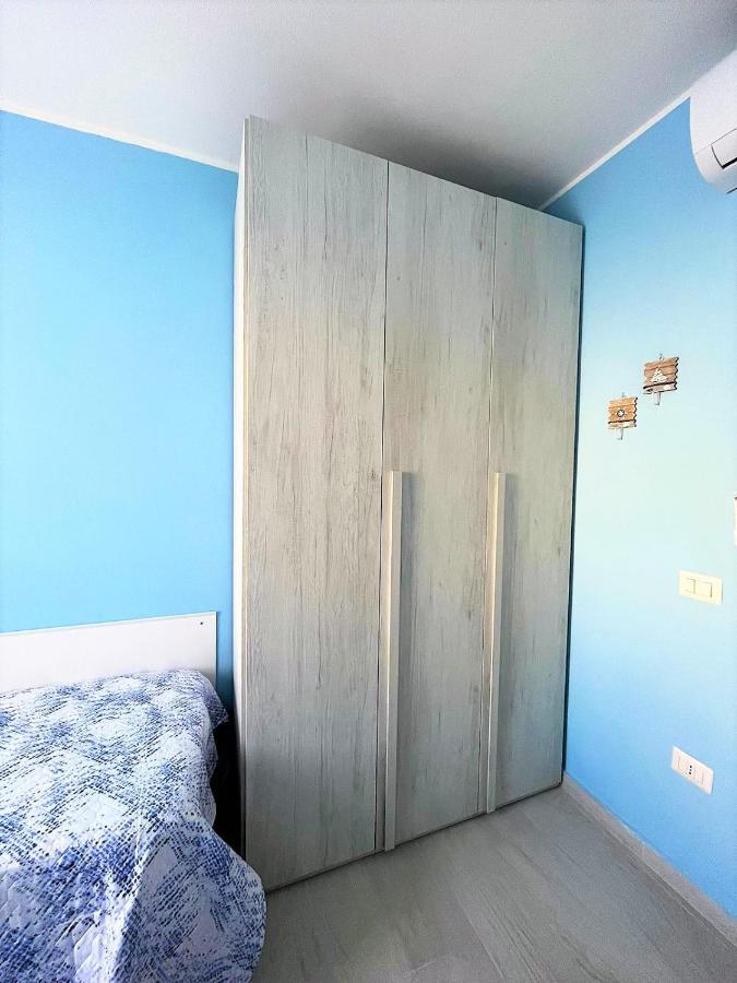 Апартаменты Affitti Moderni La Maddalena - Mada04 Экстерьер фото
